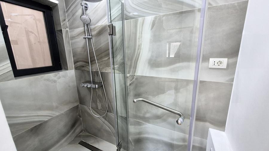 Apartament cu 3 camere decomandat în Dorobanți