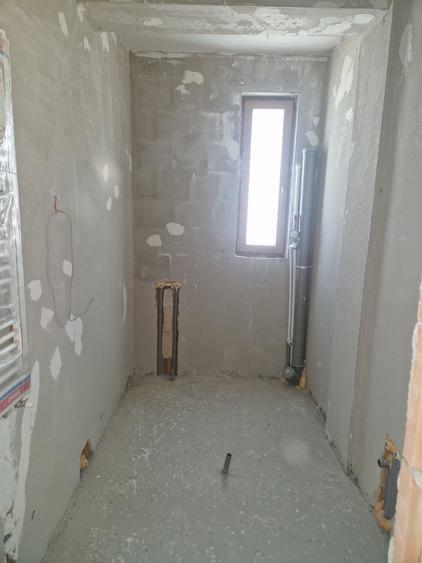 Apartament cu 2 camere decomandat în Est