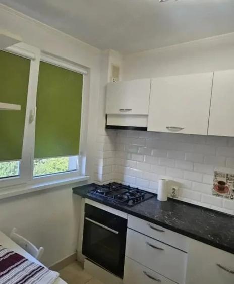 Apartament cu 2 camere semidecomandat în 1 Mai