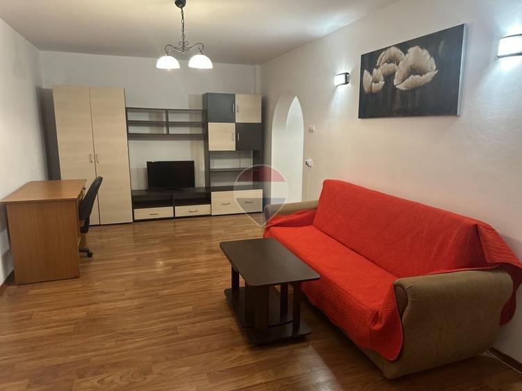 Apartament cu 3 camere de închiriat Privighetoriii - 1