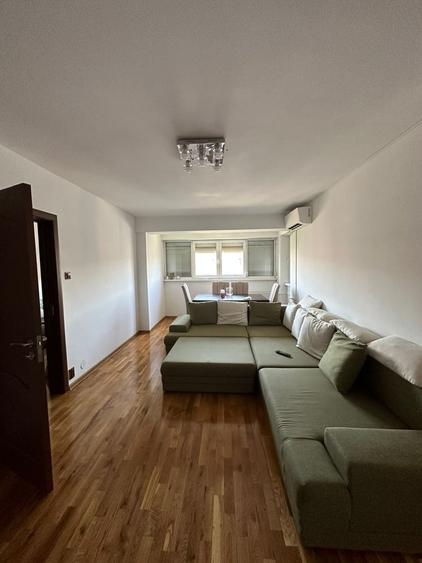 Apartament cu 2 camere semidecomandat în Titan