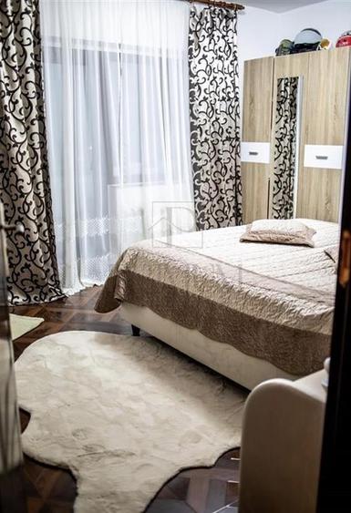 Apartament cu 4 camere decomandat, mobilat în Aeroport