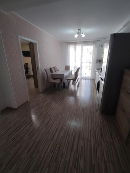 Apartament cu 2 camere decomandat în Florești