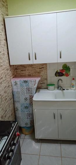 Garsonieră decomandată în Tudor