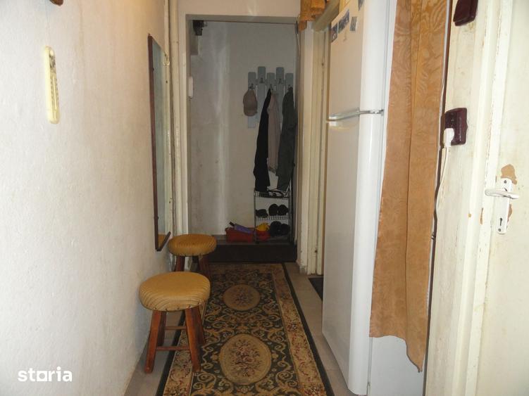 Apartament 3 camere etaj 2 Vlaicu, 63 mp, aproape de statia de tramvai - 12