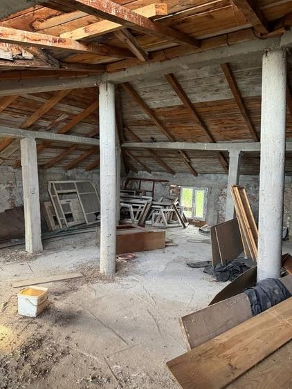 Casă cu 6 camere cu Teren 986 Mp în Bălăceanca