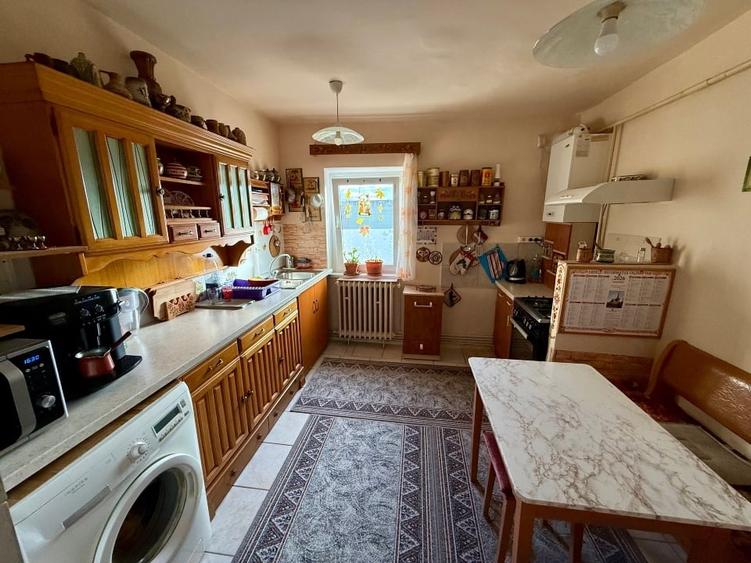 Apartament cu 3 camere decomandat în Lenin