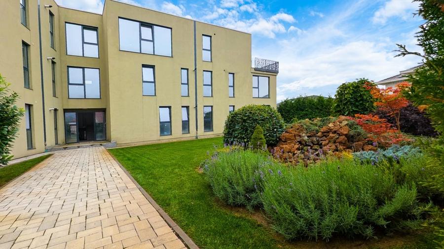 Apartament cu 4 camere decomandat în Nord-Vest