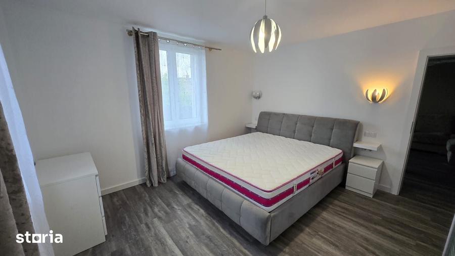 Casă cu 6 camere cu Teren 157 Mp în Dâmbul Rotund