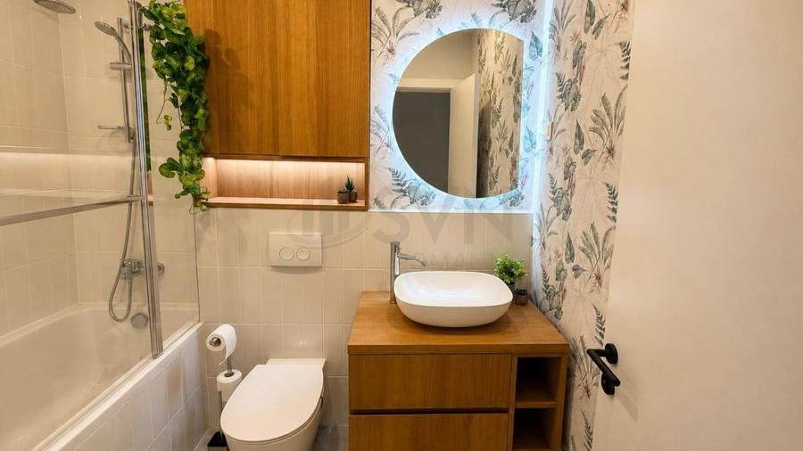 Apartament cu 3 camere semidecomandat, mobilat în Străulești