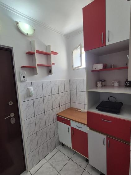 Garsonieră semidecomandată în Uzina 2