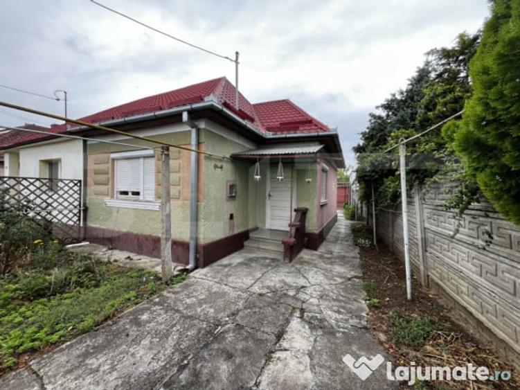 Casa de vanzare, 85mp, zona Micro 14 - 9