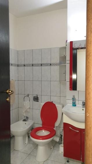 Apartament cu 2 camere decomandat în Popoveni