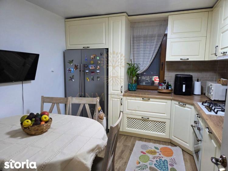 Apartament cu 4 camere decomandat, mobilat în Drumul Taberei