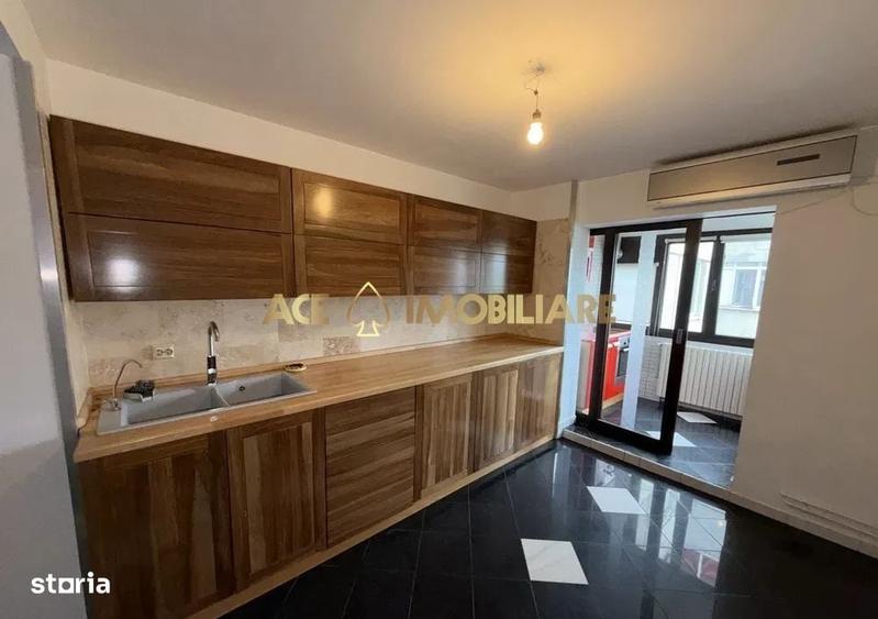 Apartament cu 4 camere în Crângași