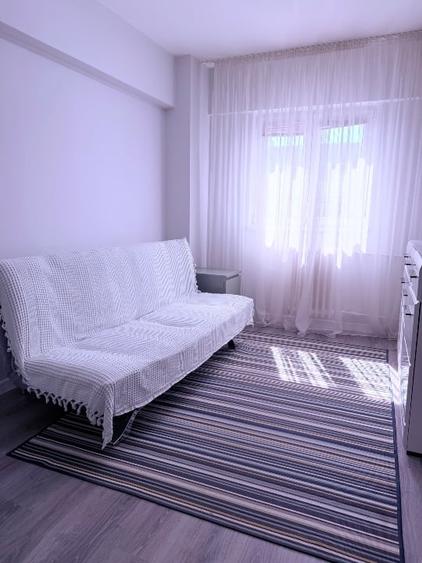 Apartament cu 3 camere decomandat, mobilat în Drumul Taberei