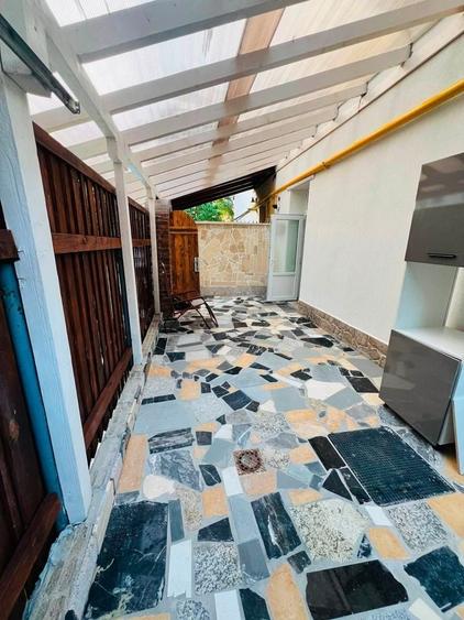 Casă cu 3 camere cu Teren 60 Mp în Central