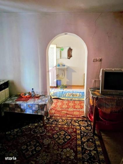 Casă cu 4 camere cu Teren 246 Mp în Radu Negru