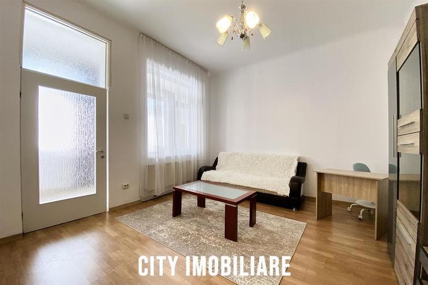 Apartament cu 2 camere semidecomandat, mobilat în Mărăști