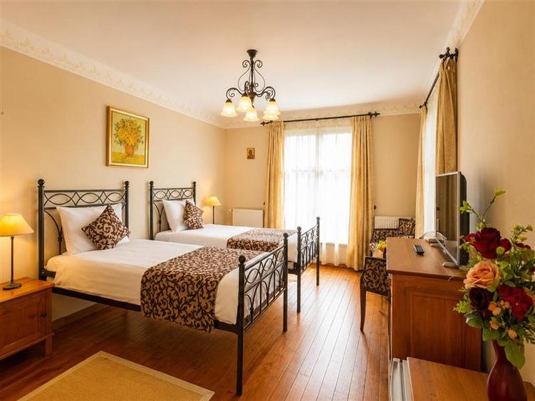 Resort montan cu: restaurant, wellness, 4.300mp teren, 5 min de Castelul Bran - 25