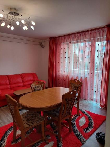 Apartament cu 2 camere semidecomandat în Florești