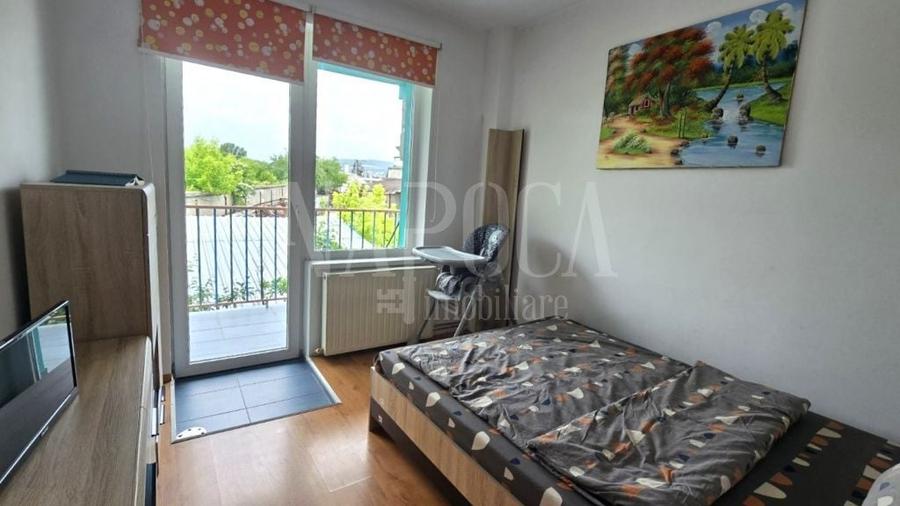 Casă individuală cu 5 camere cu Canalizare în Mărăști