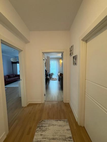 Casă individuală cu 4 camere cu Teren 300 Mp în Pipera