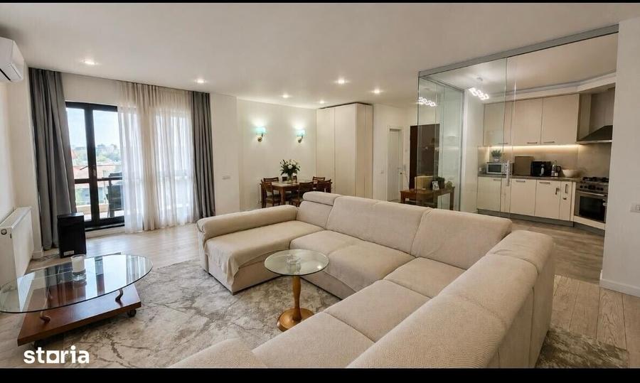 Apartament cu 4 camere în Central
