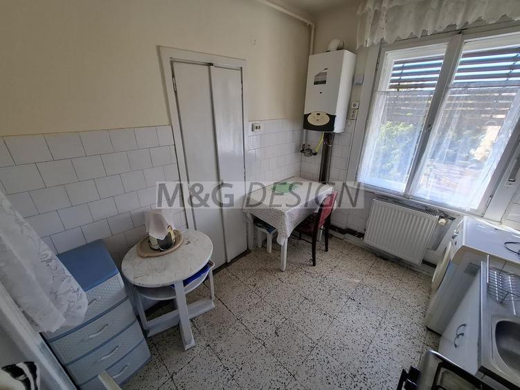Apartament cu 2 camere decomandat, mobilat în Complex Studențesc