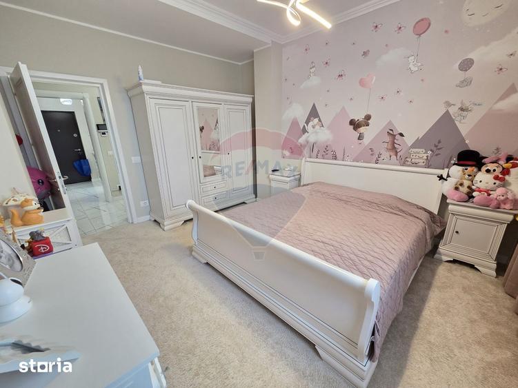 Apartament cu 3 camere, mobilat în Central