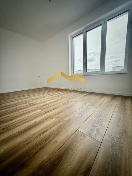 Duplex cu 4 camere cu Canalizare în Bucovăț (Remetea Mare)