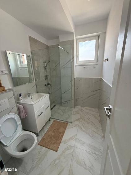 Apartament cu 2 camere în Rovine