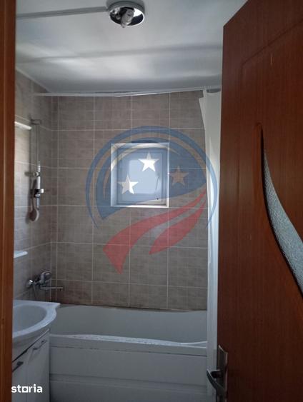 Apartament cu 2 camere decomandat în Gării