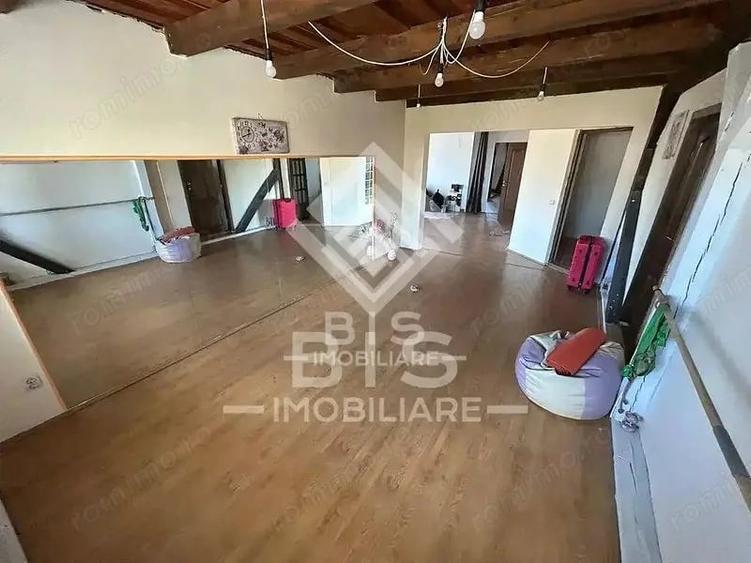 Casă cu 6 camere cu Teren 1000 Mp în Sud