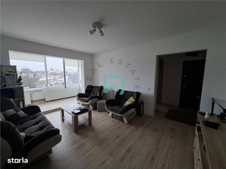 Apartament cu 2 camere semidecomandat în Centrul Istoric