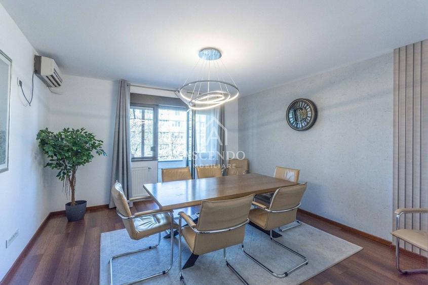 Apartament cu 6 camere decomandat, mobilat în Arcul de Triumf