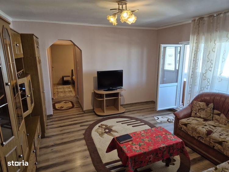 Apartament cu 2 camere semidecomandat în Confecții