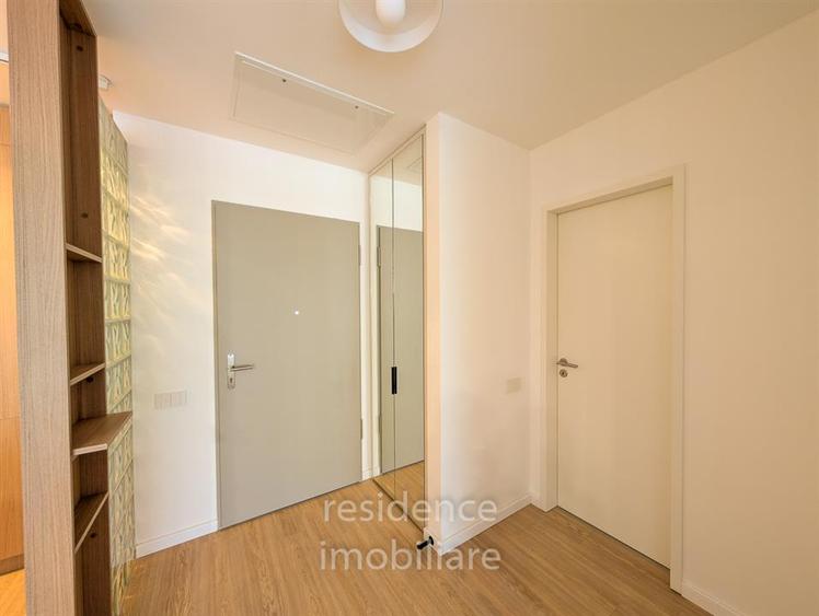 Apartament cu 2 camere semidecomandat, mobilat în Iris