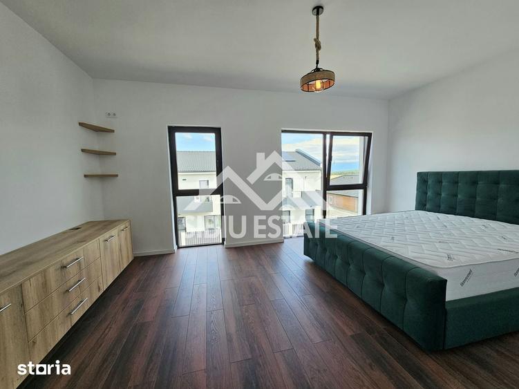 Casă cu 4 camere cu Teren 220 Mp în Central