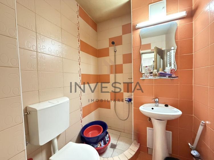 Apartament cu 4 camere decomandat, mobilat în Zorilor