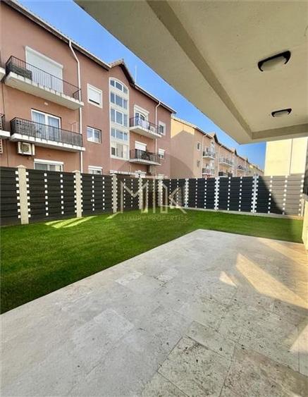 Duplex cu 6 camere cu Piscina în Pipera