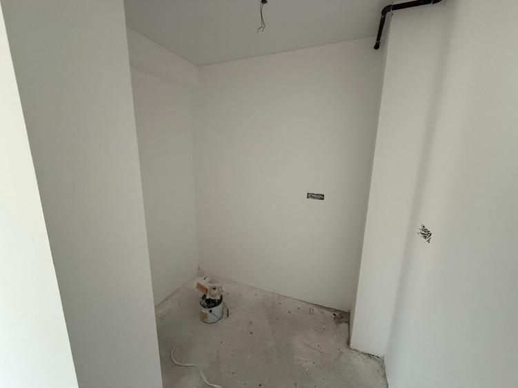 Apartament cu 2 camere decomandat în Tomis Plus