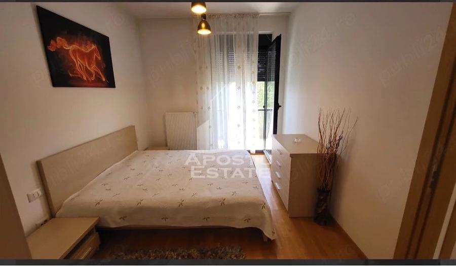 Apartament cu 3 camere semidecomandat în Exterior Vest