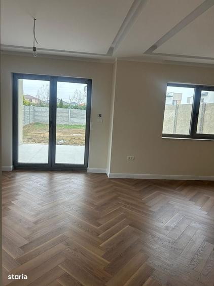 Apartament cu 4 camere în Chișoda