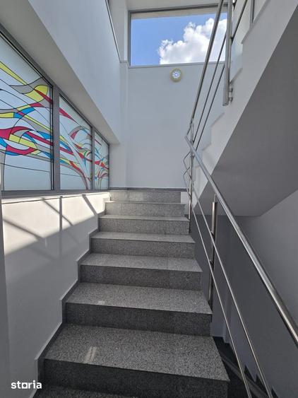 Spațiu comercial, de 210 mp, în Central