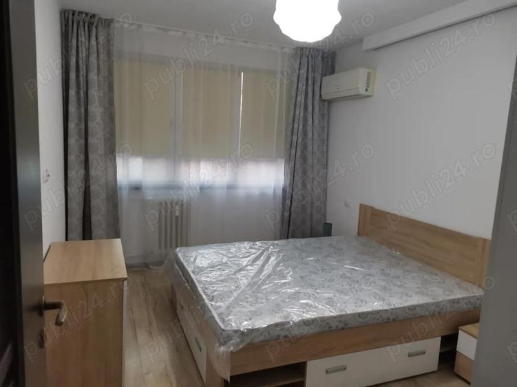 Apartament cu 3 camere semidecomandat în Basarab
