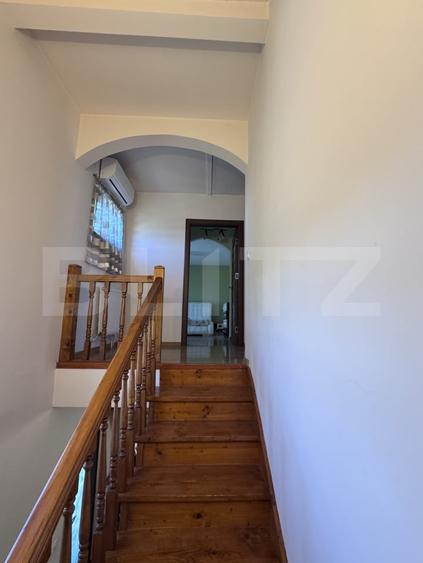 Casă individuală cu 6 camere cu Teren 667 Mp în Urleta