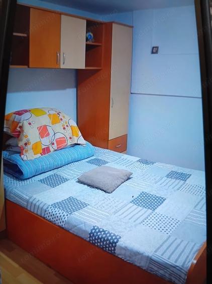 Casă cu 6 camere cu Teren 1000 Mp în Stâlpeni