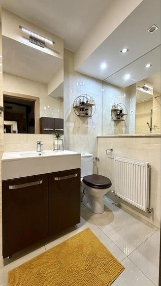 Apartament cu 2 camere decomandat în Exterior Vest