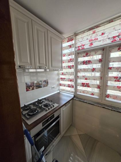 Inchiriez apartament in Obcini - 7